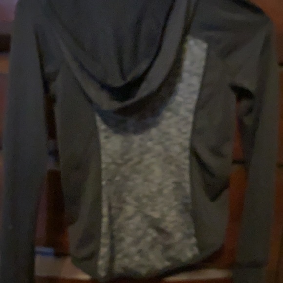 Ocean Treasures tank top and sports zip-up - Picture 5 of 5